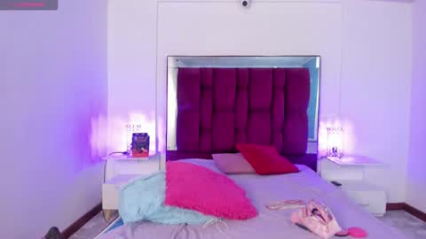    online show from 01.20.25