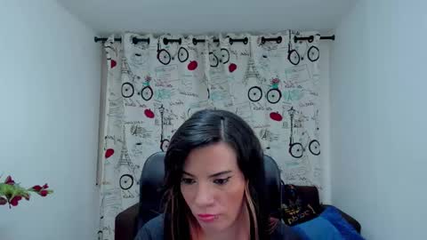 Danaa Rey online show from 11.07.25