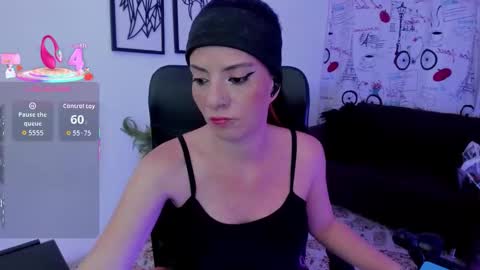 Danaa Rey online show from 11.13.25