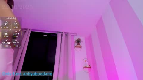 Snapshot of danafinet chatting on 10.23.25 A B B Y online show from 10.23.25