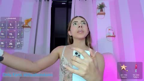 Snapshot of danafinet chatting on 11.06.25 A B B Y online show from 11.06.25