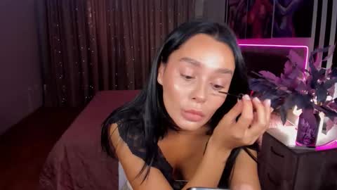 Snapshot of danamiers chatting on 11.03.25 DanaMiers online show from 11.03.25