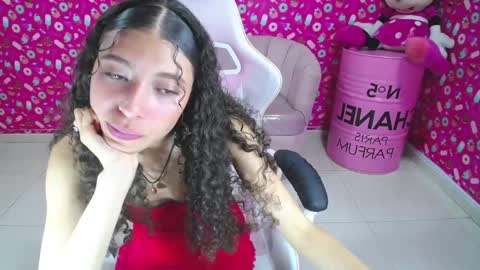 Danatella  online show from 02.12.25