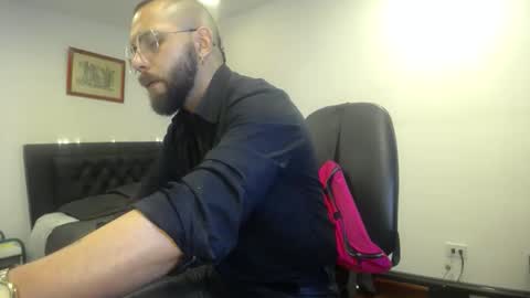 Snapshot of danbury44 chatting on 02.06.26 danbury online show from 02.06.26