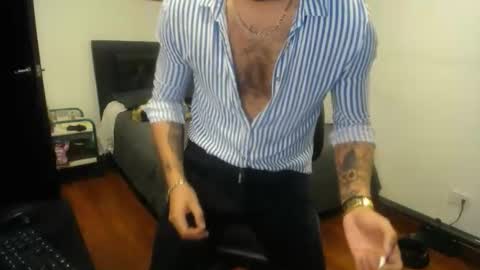 Snapshot of danbury44 chatting on 02.12.26 danbury online show from 02.12.26