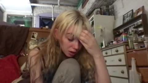 Snapshot of danceissexisbeauty2 chatting on 10.19.25 Your submissive patient online show from 10.19.25