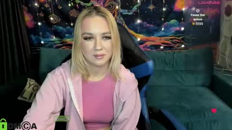 dances_queen online show from 01.09.26