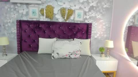 Daniela online show from 04.08.26