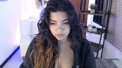 Snapshot of dangel_noir6 chatting on 10.07.25 Veronica online show from 10.07.25