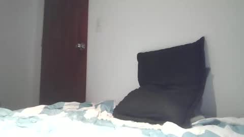 Snapshot of dani3l9905 chatting on 10.05.25 dani3l9905 online show from 10.05.25