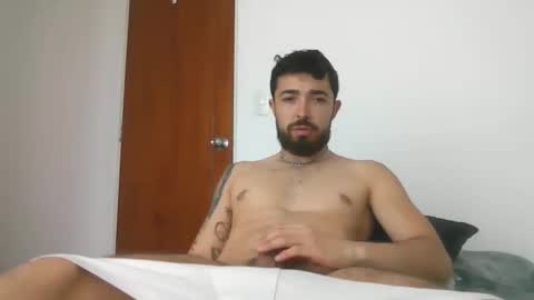 Snapshot of dani3l9905 chatting on 11.11.25 dani3l9905 online show from 11.11.25