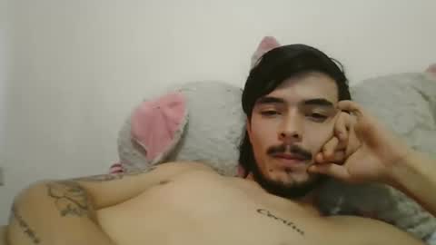 Snapshot of dani_42017 chatting on 02.24.25 dani_42017 online show from 02.24.25