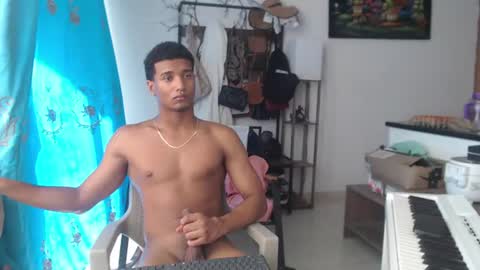 Snapshot of dani_brown19 chatting on 06.27.26 dani_brown19 online show from 06.27.26