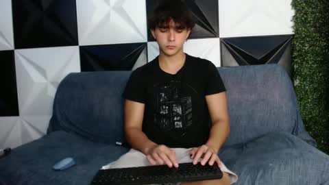 dani_cumboy online show from 12.12.24