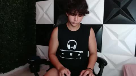 dani_cumboy online show from 12.26.24