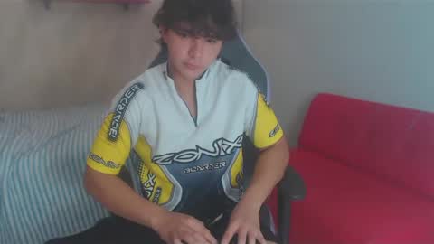 dani_cumboy online show from 12.31.24