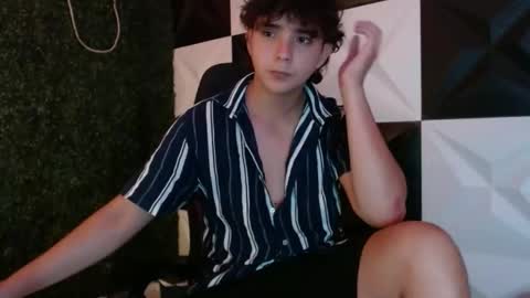 dani_cumboy online show from 02.14.25