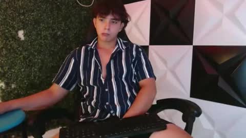 dani_cumboy online show from 02.15.25