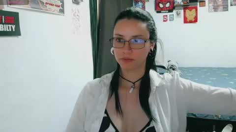 Snapshot of dani_jocelyn chatting on 07.02.26 dani y jocelyn online show from 07.02.26