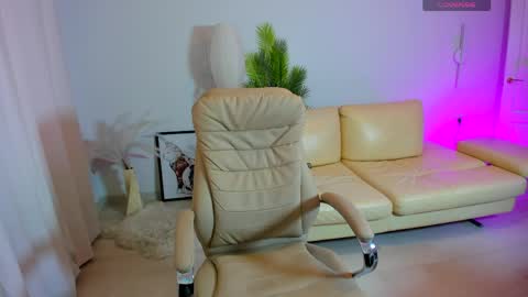 dani_kittys online show from 05.23.26