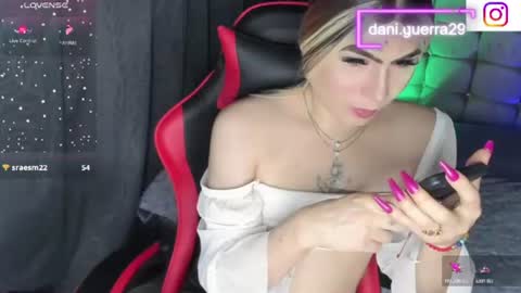Snapshot of dani_lovet1 chatting on 06.14.26 dani online show from 06.14.26