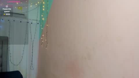 Snapshot of dani_lue chatting on 01.30.25 dani_lue online show from 01.30.25