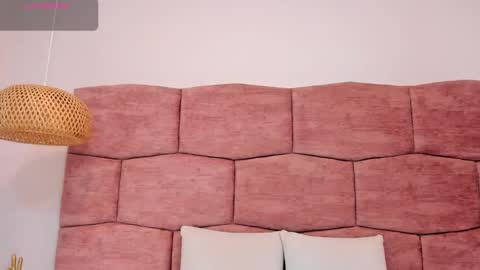   online show from 10.01.25