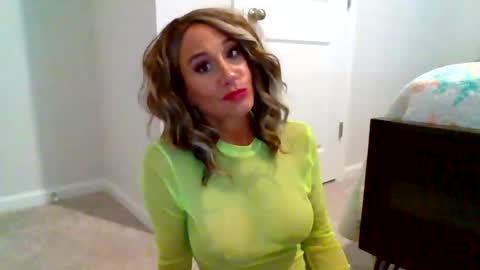 Snapshot of danibrass1 chatting on 07.16.26 DaniBrass1 online show from 07.16.26