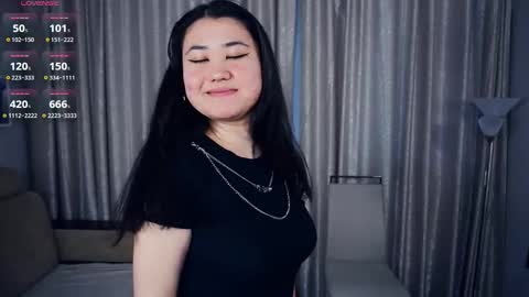 Hey boys and girls Im Bella but you can just call me bb joke D  Make yourself comfortable and enjoy my show  online show from 10.26.25