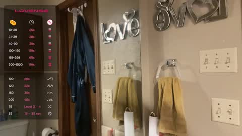 Dani Dragon online show from 12.03.24