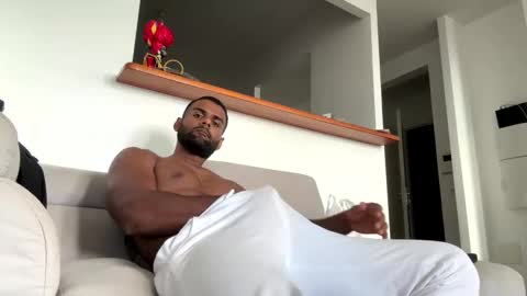 Snapshot of daniekc201416 chatting on 02.18.25 daniekc201416 online show from 02.18.25