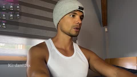 Snapshot of daniel0910s chatting on 11.15.25 Daniel online show from 11.15.25