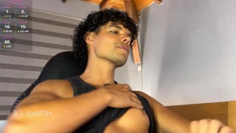 Snapshot of daniel0910s chatting on 11.27.25 Daniel online show from 11.27.25