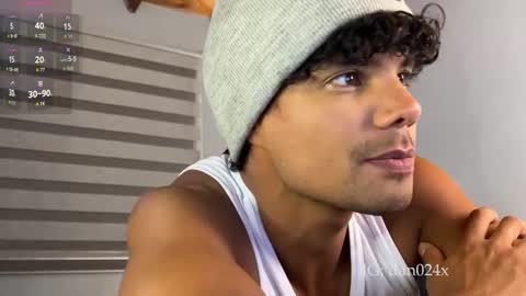 Snapshot of daniel0910s chatting on 11.28.25 Daniel online show from 11.28.25