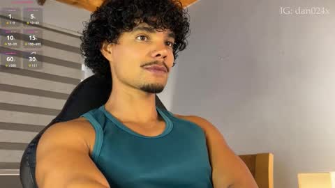 Snapshot of daniel0910s chatting on 01.06.26 Daniel online show from 01.06.26