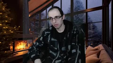 Snapshot of daniel9121 chatting on 12.19.24 Daniel9121 online show from 12.19.24