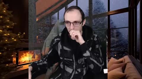 Snapshot of daniel9121 chatting on 12.20.24 Daniel9121 online show from 12.20.24