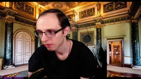 Snapshot of daniel9121 chatting on 02.12.25 Daniel9121 online show from 02.12.25