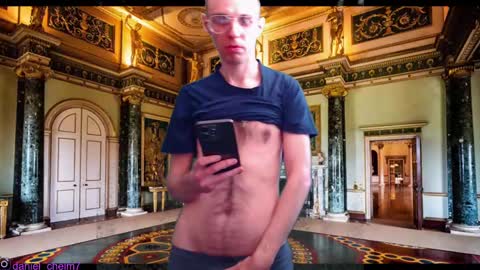 Snapshot of daniel9121 chatting on 03.11.25 Daniel9121 online show from 03.11.25