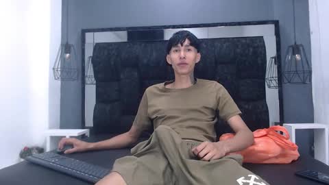 Daniel Delux  online show from 09.23.25