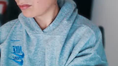 daniel_ruis16 online show from 03.04.25