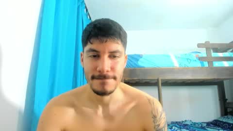 Snapshot of daniel_sexy77 chatting on 10.24.25 Daniel sexy77 online show from 10.24.25
