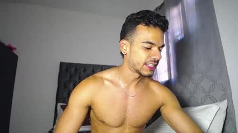 Snapshot of daniel_sherlock chatting on 01.29.25 Daniel Sherlock online show from 01.29.25