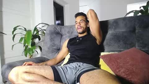 Snapshot of daniel_sherlock chatting on 02.14.25 Daniel Sherlock online show from 02.14.25