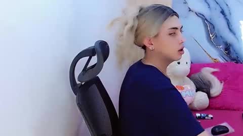 daniela_pink_ online show from 02.19.26