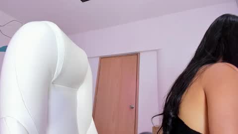 daniela_santanaa online show from 12.23.25