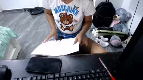 danielaa_foxx online show from 06.08.26