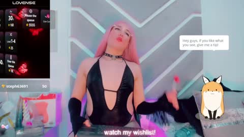 Snapshot of danielaadamss chatting on 12.19.24 Daniela online show from 12.19.24