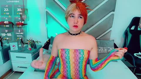 Snapshot of danielaadamss chatting on 01.26.25 Daniela online show from 01.26.25