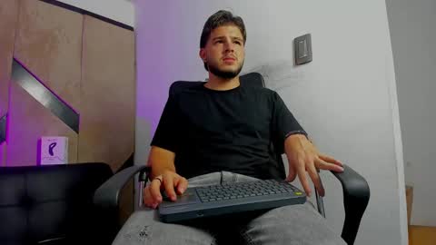 DANIEL online show from 10.27.25